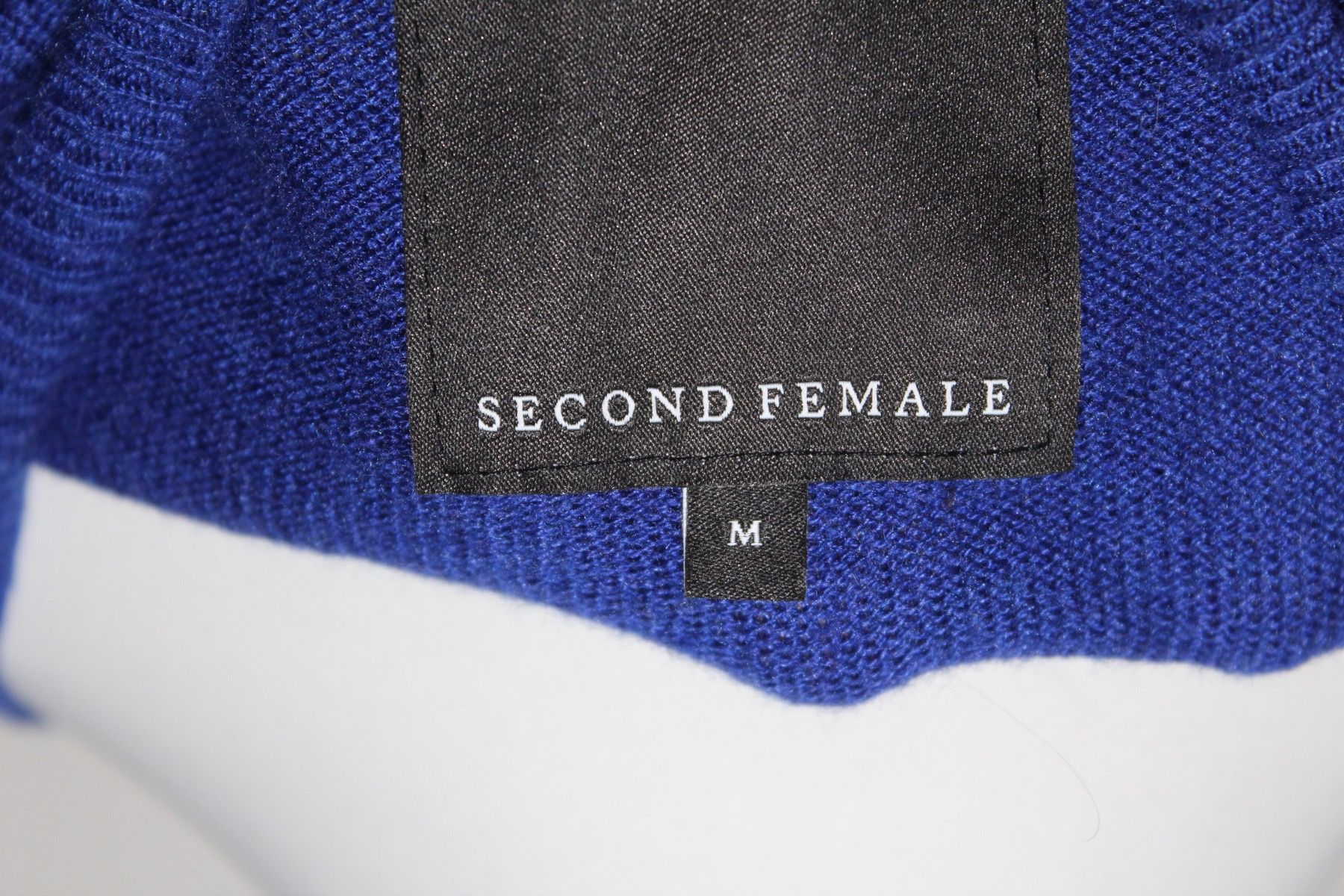 Pullover & Sweatshirts: Second female Strick Jacke Gr.M – Gebraucht aus zürich von kira.jj 3