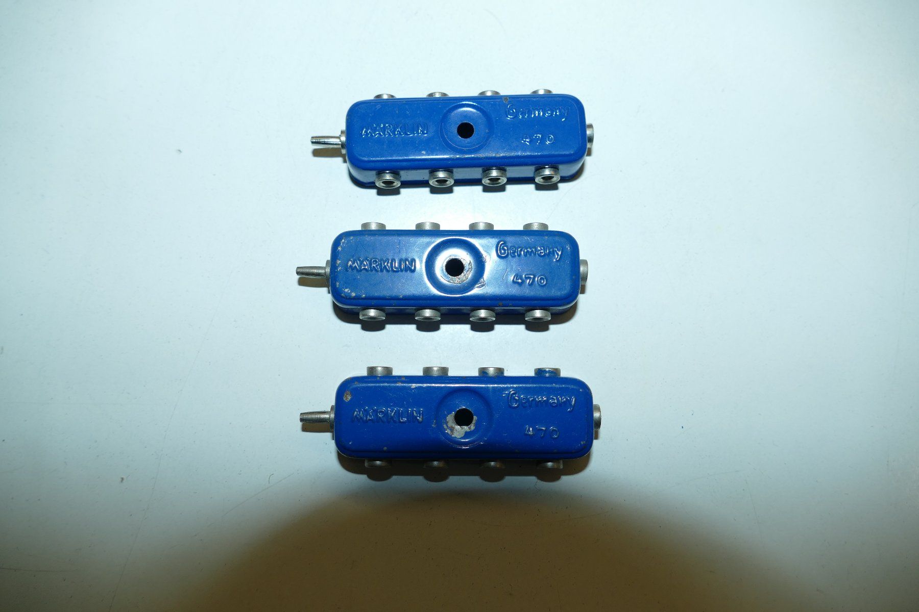 Märklin Modellini di ferrovie: Märklin: 3xVerteilerplatten – Usato da Niederhasli venduto da rail-duerst