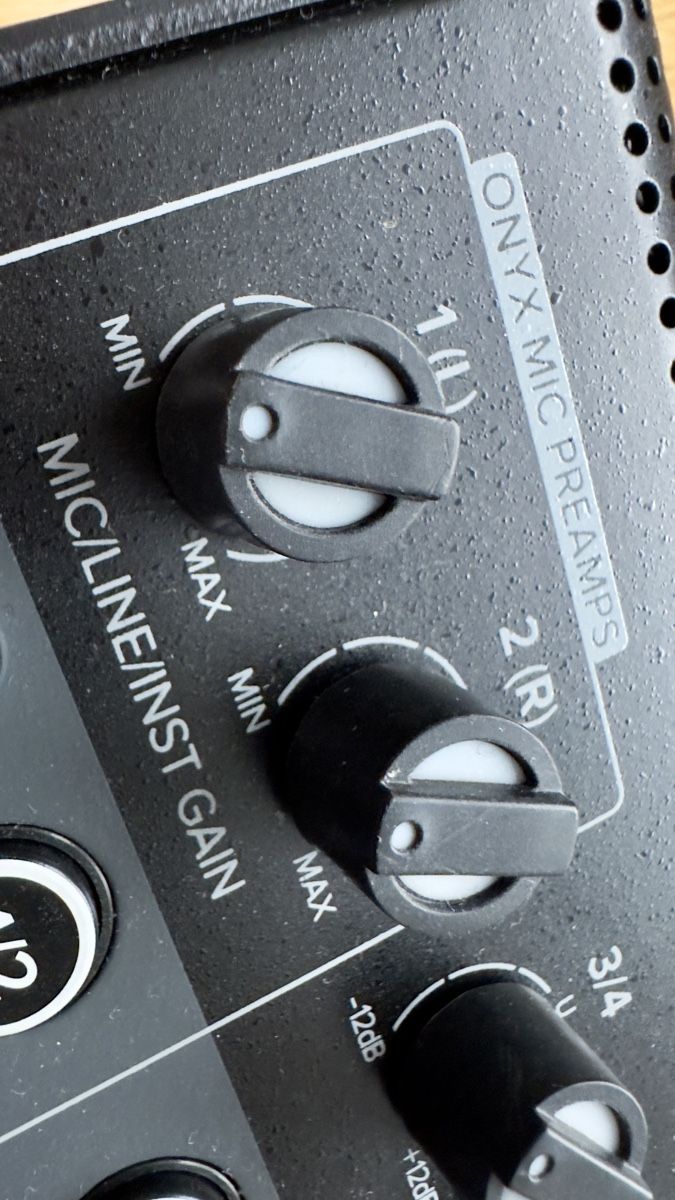 Mackie Mischpulte: Mackie Big Knob Studio Plus – Gebraucht aus Chur von den_ml2z 4