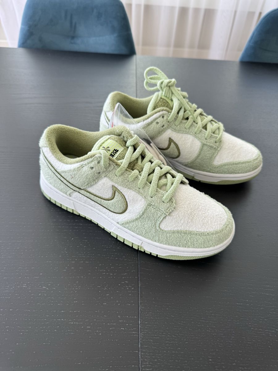 Nike Scarpe da donna: Nike Honeydew phantom melon sneakers, EU38 – Nuovo e nell'imballaggio originale da Uetikon am See venduto da happywishes 1