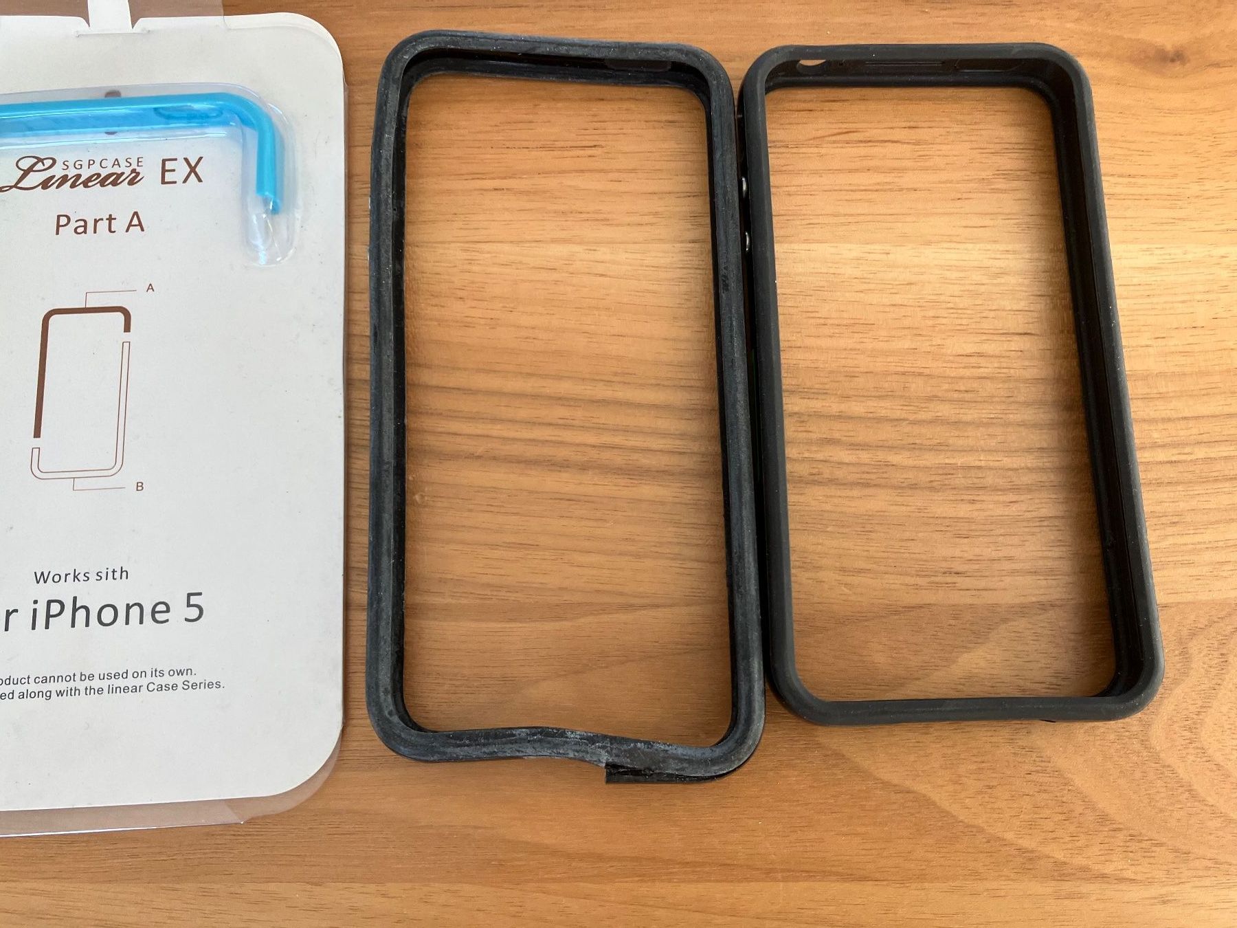 Spigen Cover & Protezioni schermo: Spigen Linear EX Case Ersatzteile iPhone 5 neu 2Pirelli – Nuovo e nell'imballaggio originale da Dintikon venduto da 51rh 3