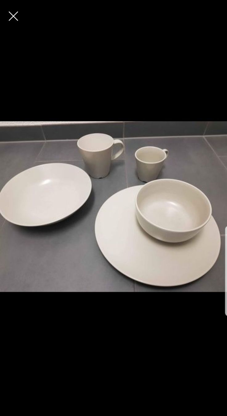 Set di piatti: Geschirr Set - Teller, Tassen, Schalen – Nuovo (secondo la descrizione) da Zürich venduto da SelinaSchroedl 5