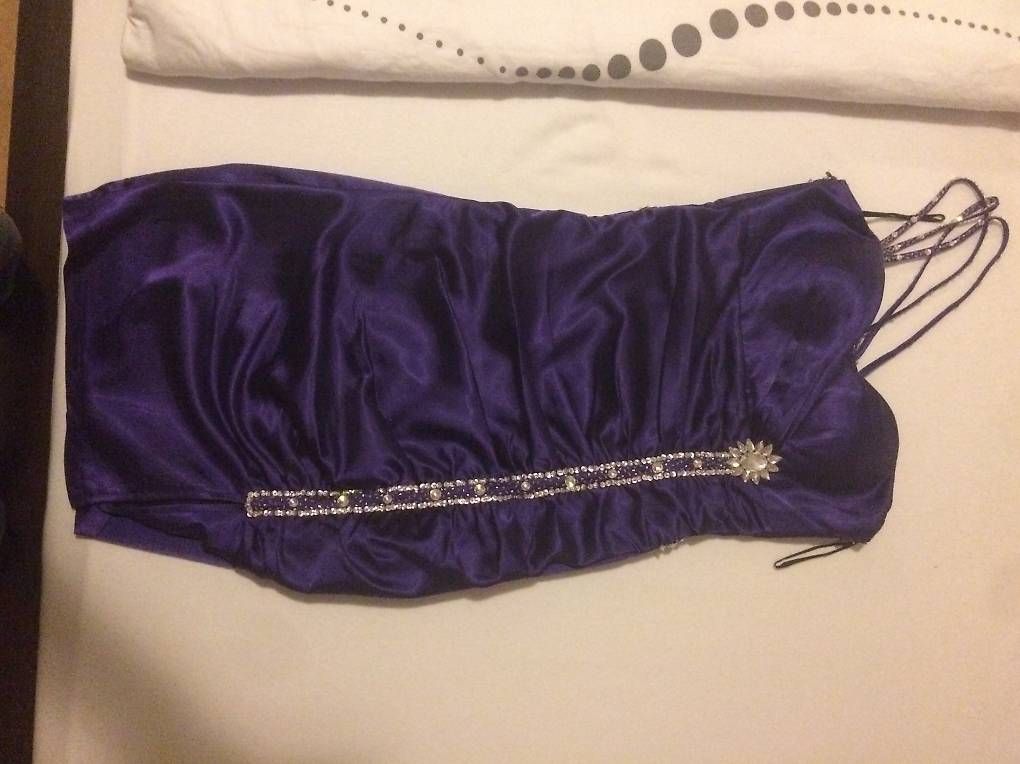 Robes: Abendkleid in violett – D'occasion à Dietikon par Akil03