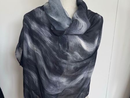 Scarf women blue  abstract print new condition