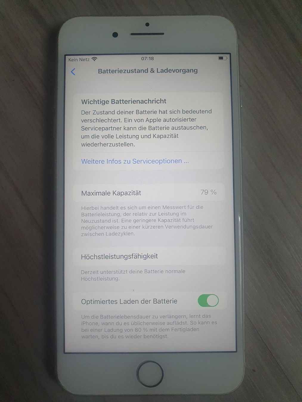 Apple Handys / Smartphones: iPhone 8+ plus 256 GB – Gebraucht aus Zürich von mez_6xw9 6