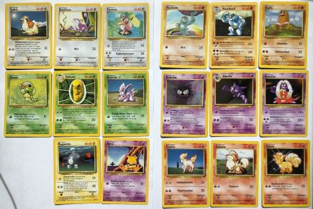36 Pokemonkarten aus Baseset - Played/NM