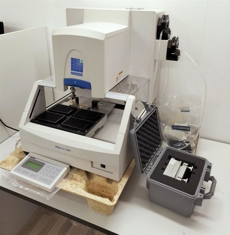 Hometrainer: MATRIX  Plate Mate 2 x 2 Workstation – Usato da Niederdorf venduto da LeptonAG_Labor