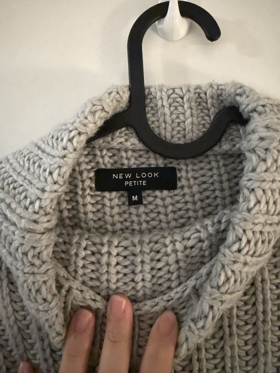 New Look Maglioni & Felpe: Chunky Knit Turtle Neck Sweater - Size S/M – Usato da Luzern venduto da ang_vgh6 1