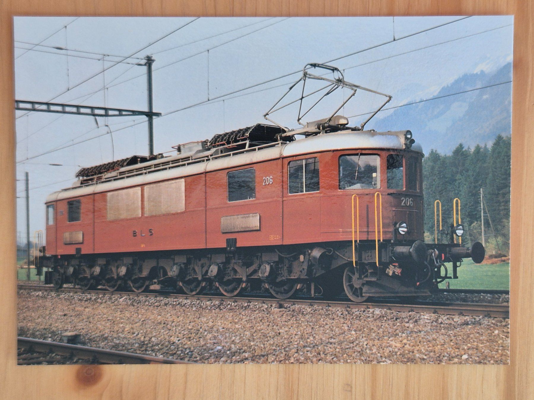 Cartoline postali: BLS - Lokomotive Ae 6/8 206 – Nuovo (secondo la descrizione) da St-Léonard venduto da thipif