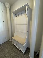 Weisse Garderobe Micasa
