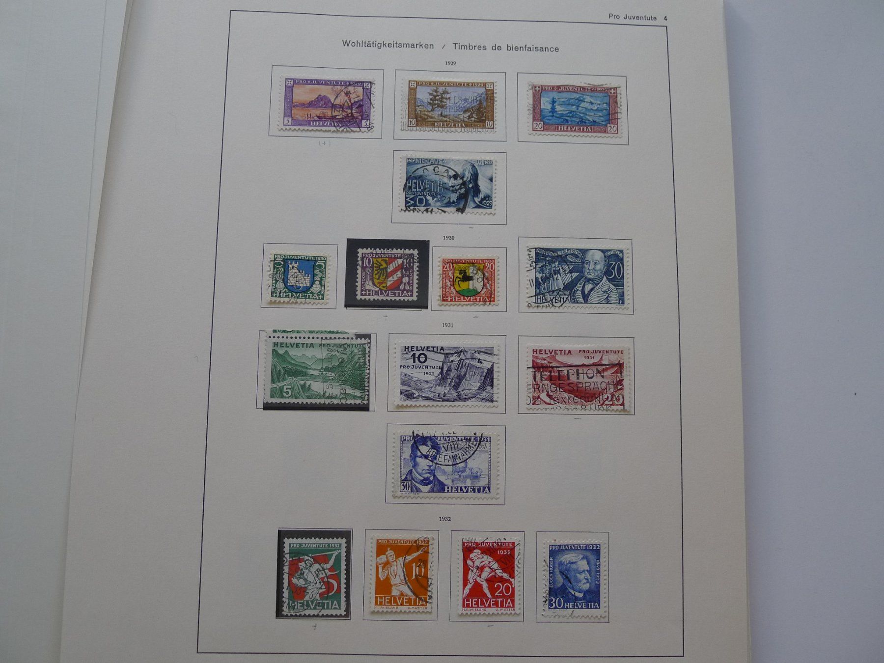 Tutti i francobolli: Klemmbinder mit Schweizer Briefmarken mit 60 Bildern – Usato da Dagmersellen venduto da q1w2e3r4 6
