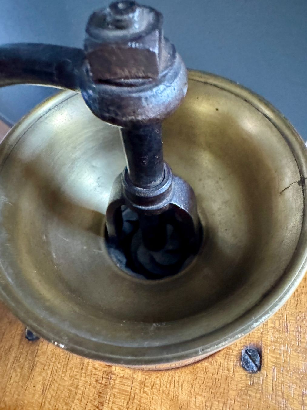Elettrodomestici da cucina: Sehr schöne antike Kaffeemühle – Usato da Rothrist venduto da Luckywinner 2