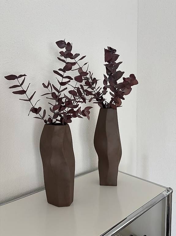 Vasen & Gefässe: Vase Boconcept Steinvase Blumenvase – Gebraucht aus Zürich von car_9sdb 1
