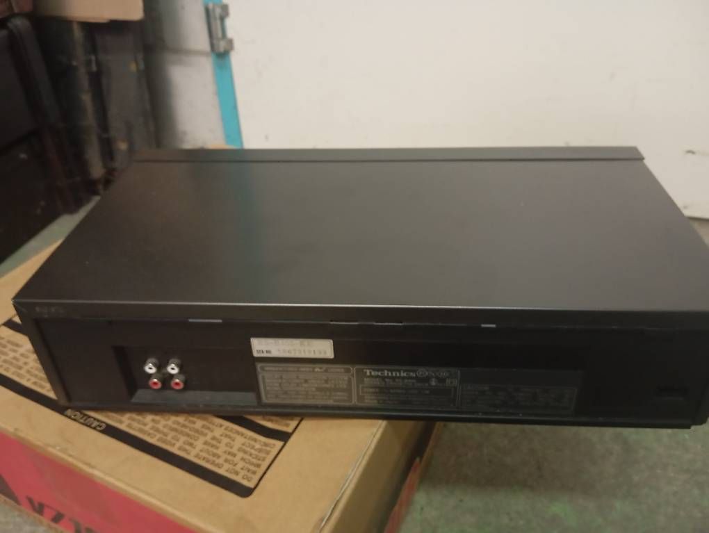 Technics Enregistreurs: Technics RS-B405 Stereo Cassette Deck – D'occasion à Basel par Petergunn 1