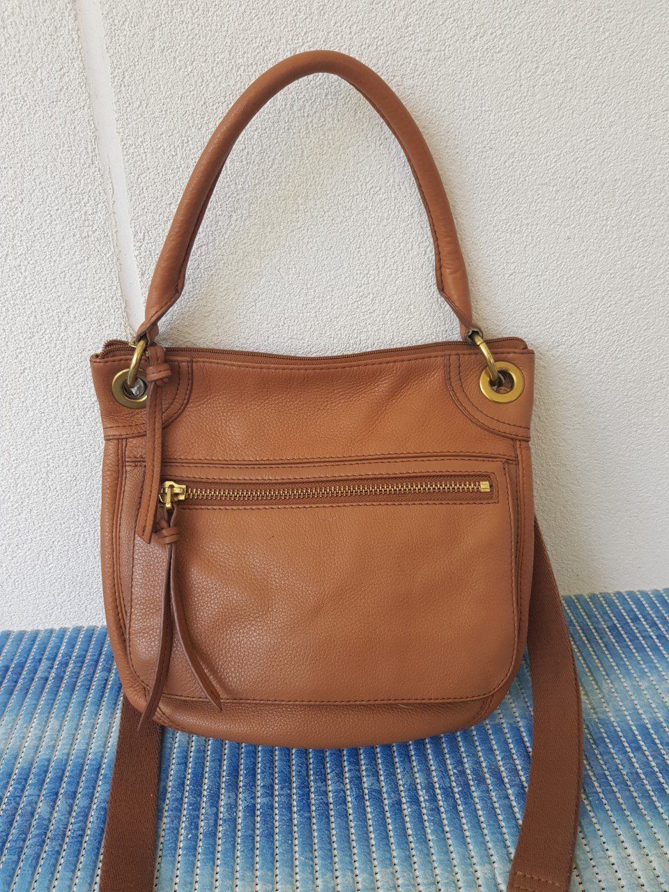 Fossil Sacs femmes: Fossil Ledertasche/Umhängetasche – D'occasion à Basel par Birs868