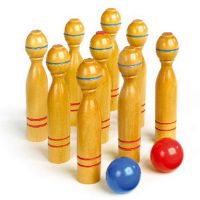 Kegelspiel mit Holzkegeln von small foot