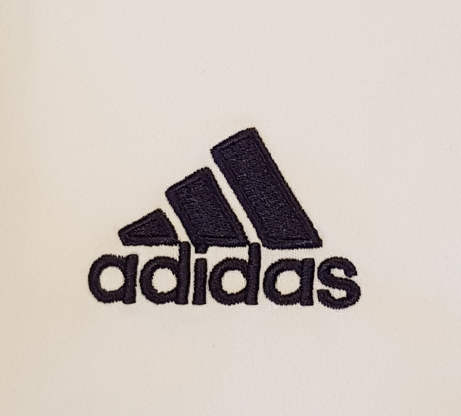 Adidas Pantaloni: Real Madrid Adidas Shorts, Grosse M – Usato da Le Mouret venduto da Pantini 4