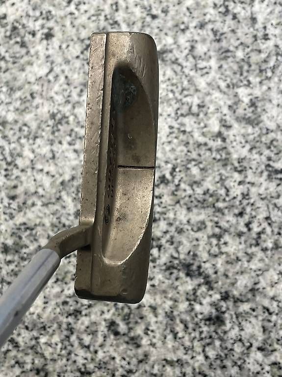 Odyssey Clubs & Sets: Odyssey DF 550 Putter – D'occasion à Bern par mia_8nfn 2