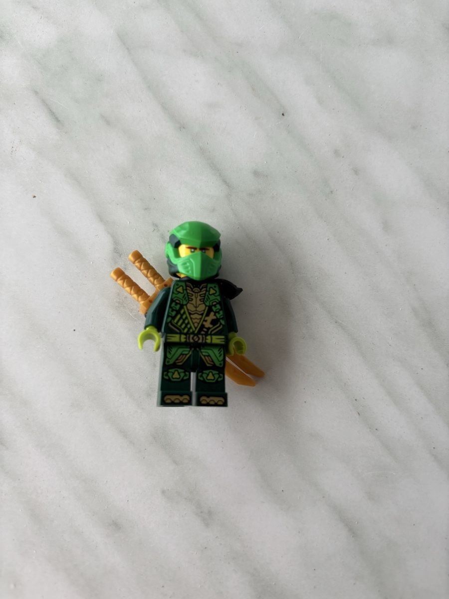 Lego Figurines: Lego Ninjago Lloyd – D'occasion à Nottwil par Roethel