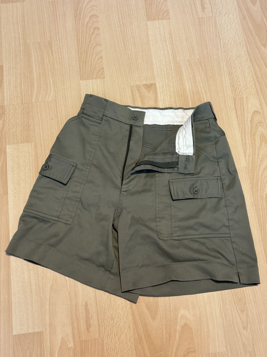 Pantaloni: GREEN SHORTS – Usato da Küttigen venduto da noa_78fr