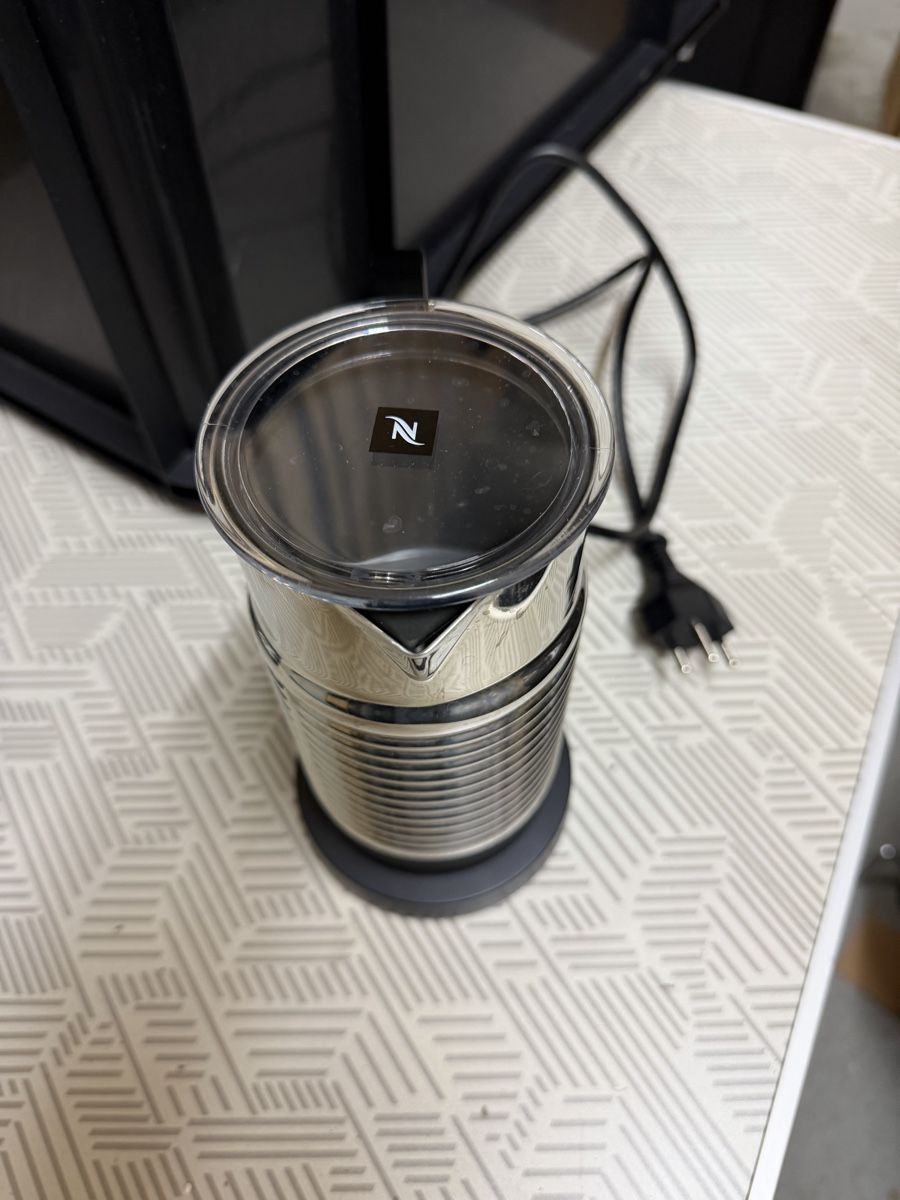 Küchengeräte: Nespresso milchschäumer  – Neu (gemäss Beschreibung) aus Biel/Bienne von DeHertist