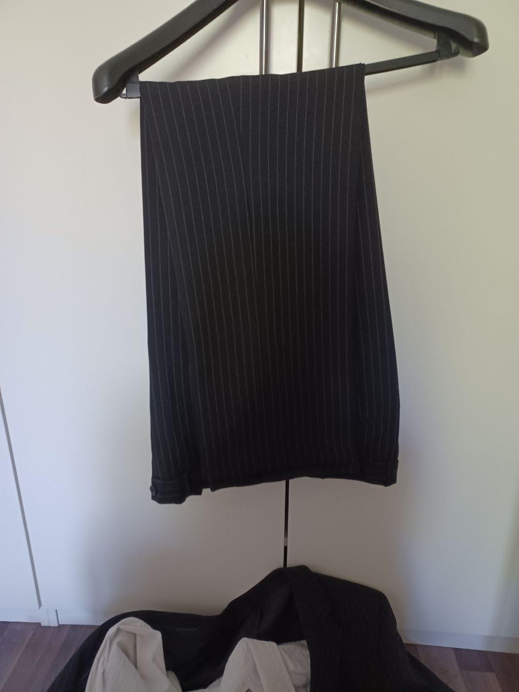 Costumi: Elegante kostüm – Usato da Subingen venduto da np9_by2s 3