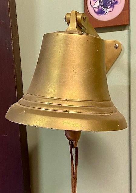 Glocken & Treicheln: Messingguss Glocke mit Aufhänger – Gebraucht aus Zollikon von LouisArmstrong