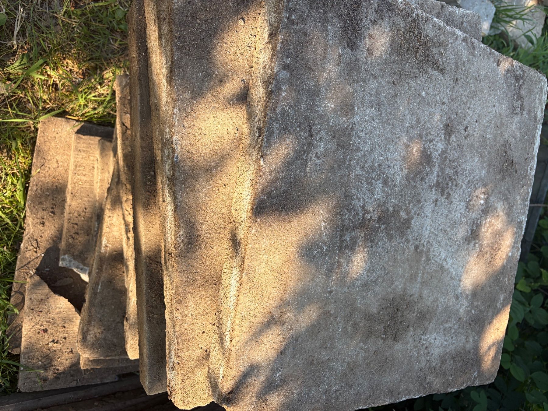 Rivestimenti per pavimenti: Bodenplatten Beton gebraucht – Usato da Gattikon venduto da vgale 2