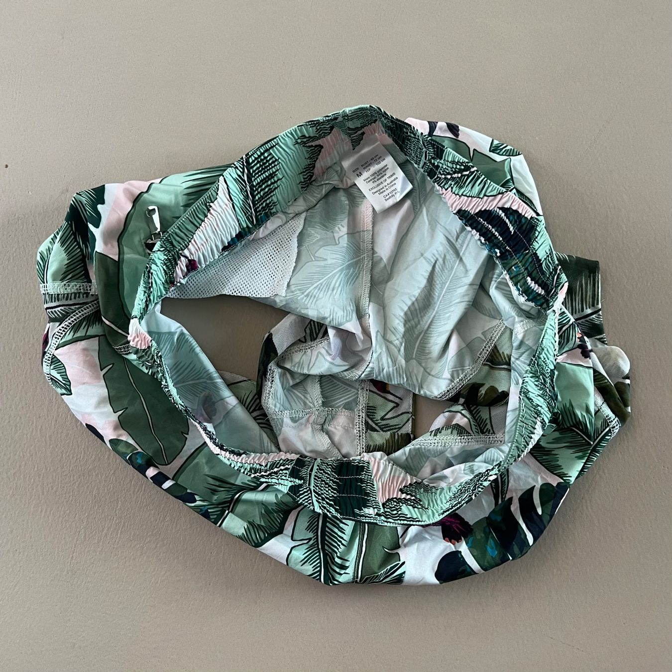 Hosen: SEAFOLLY Shorts 🌴 – Gebraucht aus zürich von vintage12 4
