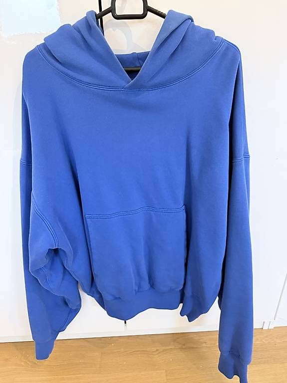 Maglioni & Felpe: Yeezy Hoodie – Usato da Langenthal venduto da AliceAmmann