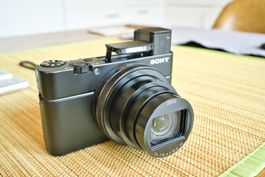 Sony RX100 VII 4K Cyber-shot Camera like new