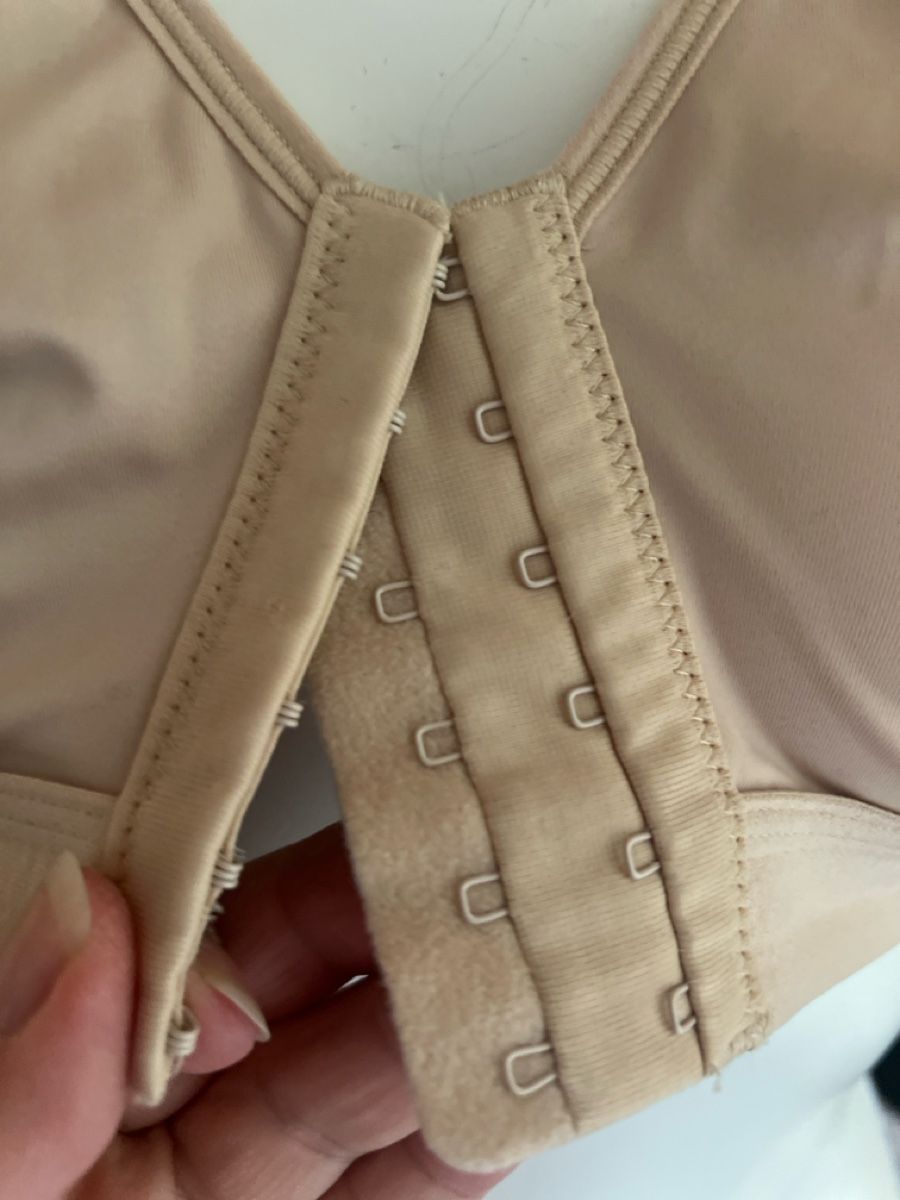 Altra biancheria intima: BH nach OP, super soft neuwertig 90B – Usato da Bonaduz venduto da Malves10 3