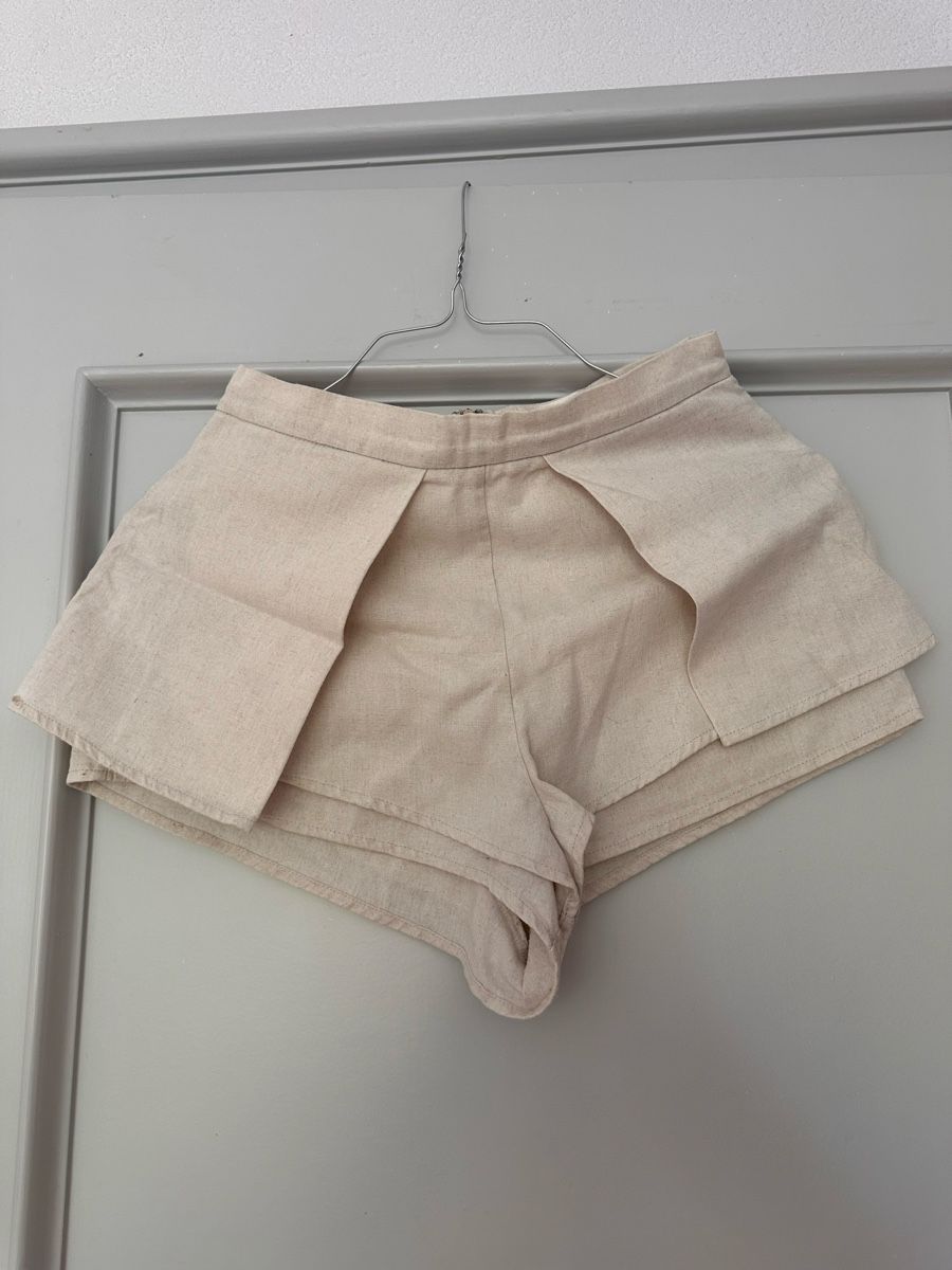 Hosen: Leinen Shorts – Gebraucht aus Zürich von sin_q2m2