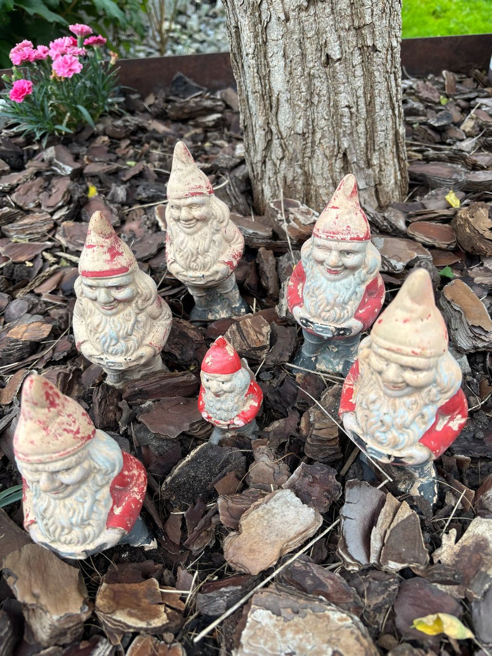 Statuette: Alte Gartenzwerge aus Ton, 6 Stk – Usato da Jegenstorf venduto da Hibiscus11 1