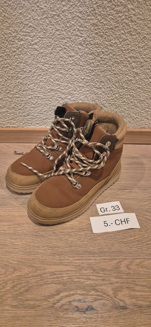Schuhe für Jungen: Winterschuhe Gr. 33 – Gebraucht aus Steinhausen von Housebabe