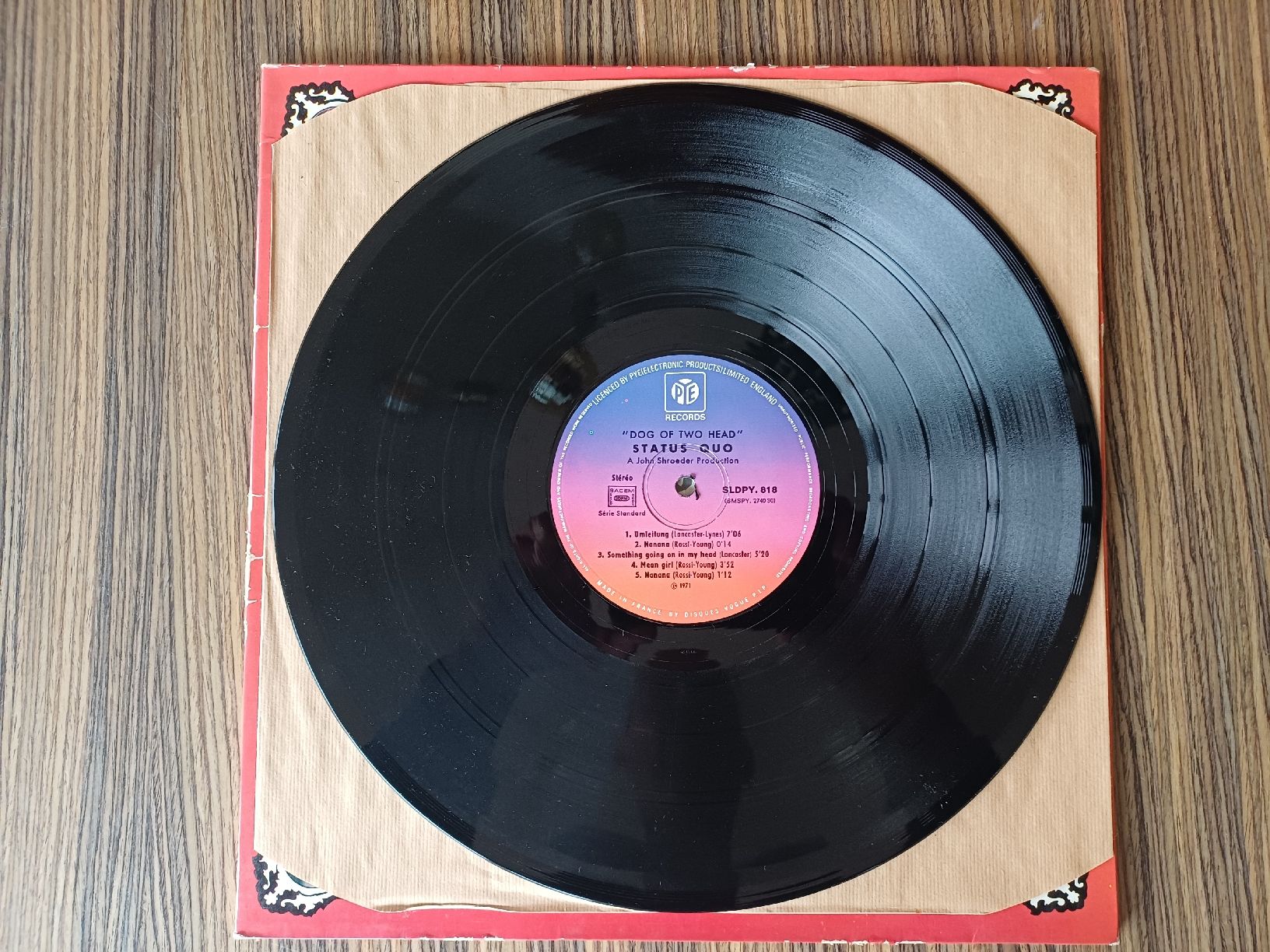 Dischi in vinile: Status Quo "Dog of two head" LP – Usato da Begnins venduto da Drastic-Sound 3