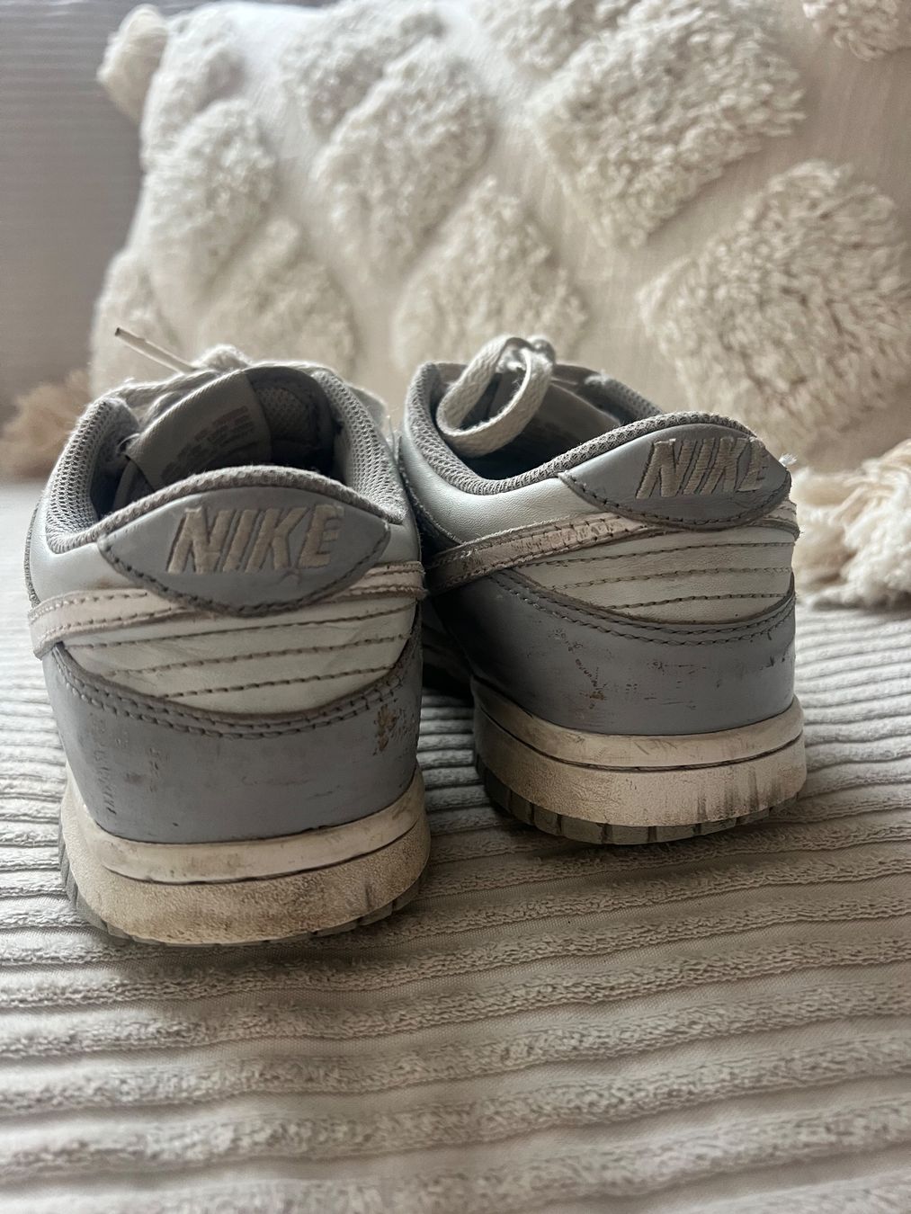 Nike Scarpe da uomo: Nike Dunk Low Sneaker, Grau/Weiss, Grösse 36.5 – Usato da Lufingen venduto da bombolulu 3
