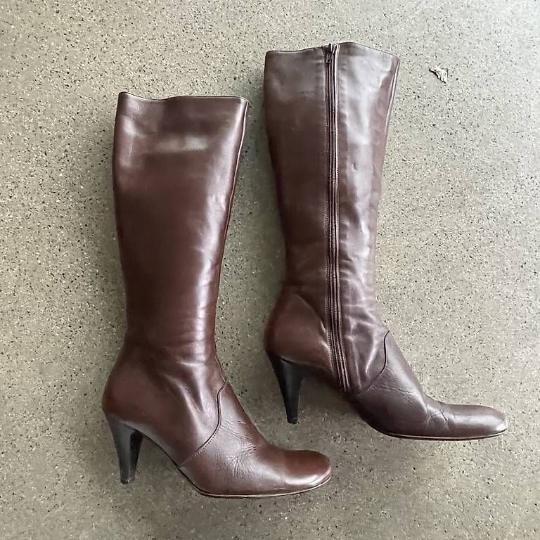 Navyboot Scarpe da donna: NAVYBOOT - DUNKELBRAUNE LEDERSTIEFEL – Usato da Biel/Bienne venduto da inf_ssm8 1