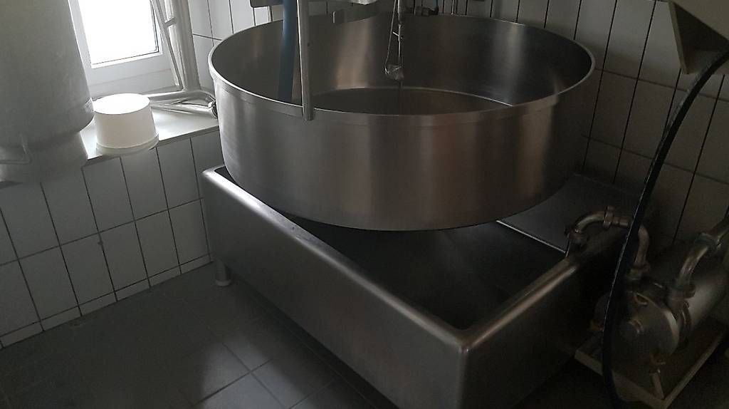 Toutes les machines: Milchannahme Kuh – D'occasion à Bürglen UR par Bedatell 3
