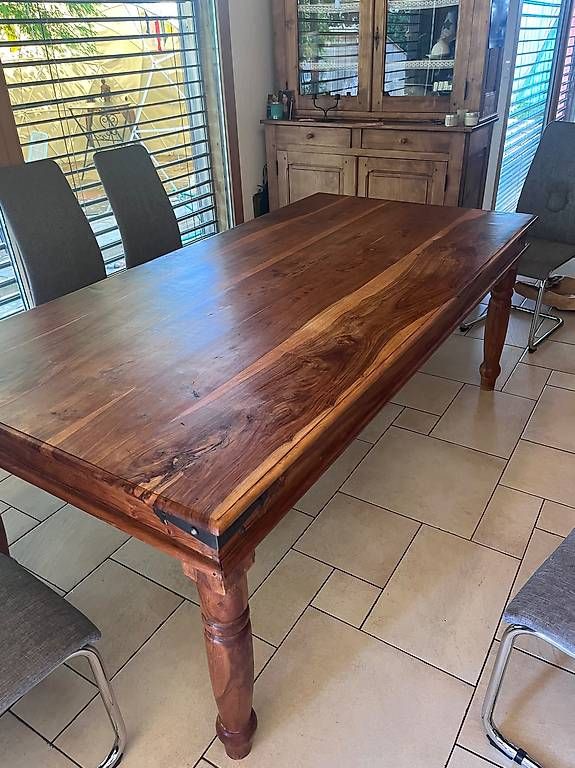 Tables: Table 100 x 200 en bois massif – D'occasion à Vicques par fafleur 4
