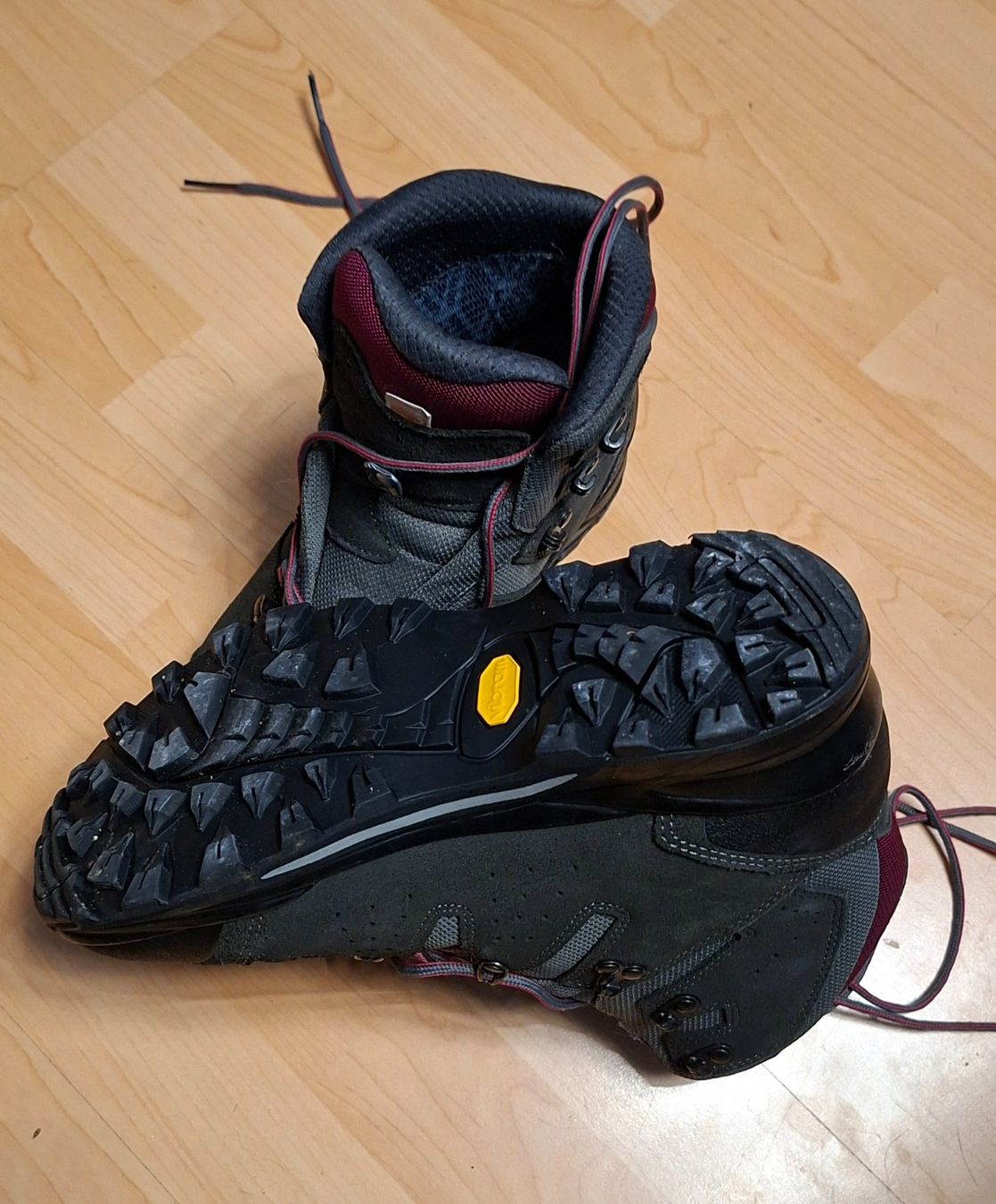 Lowa Scarpe da donna: Wanderschuhe Lowa – Nuovo (secondo la descrizione) da Uetendorf venduto da Loso8 1