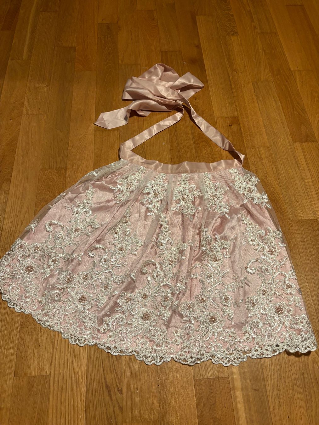 Krüger Vestiti: Krüger Dirndl Rosa Grösse 36 – Usato da Lenzburg venduto da ang_ly5t 4