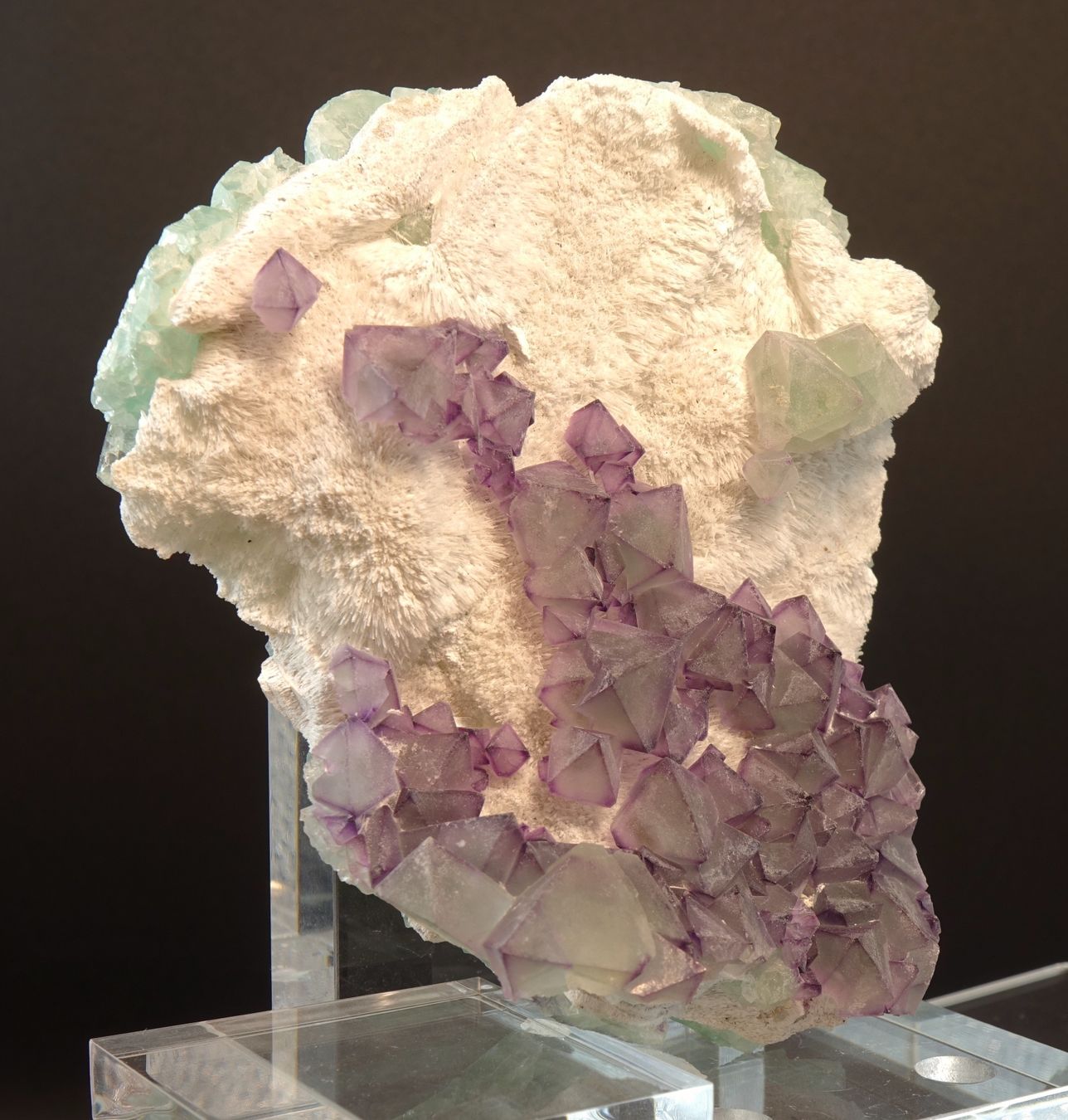 Minerali & Pietre curative: Fluorit auf Quarz - China – Usato da Bergdietikon venduto da Lowieken 3
