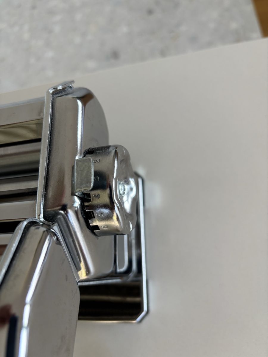 Appareils de cuisine: Machine à pâtes Imperia, chrome – D'occasion à Lausanne par HelenaK 6