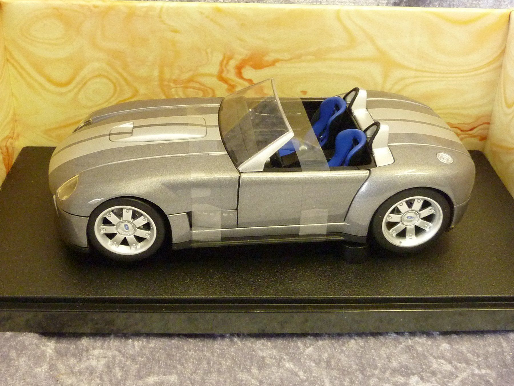 Hot Wheels Modellautos: Ford Shelby Cobra 1:18 – Neu und originalverpackt aus Dürrenäsch von modellautos4you 1