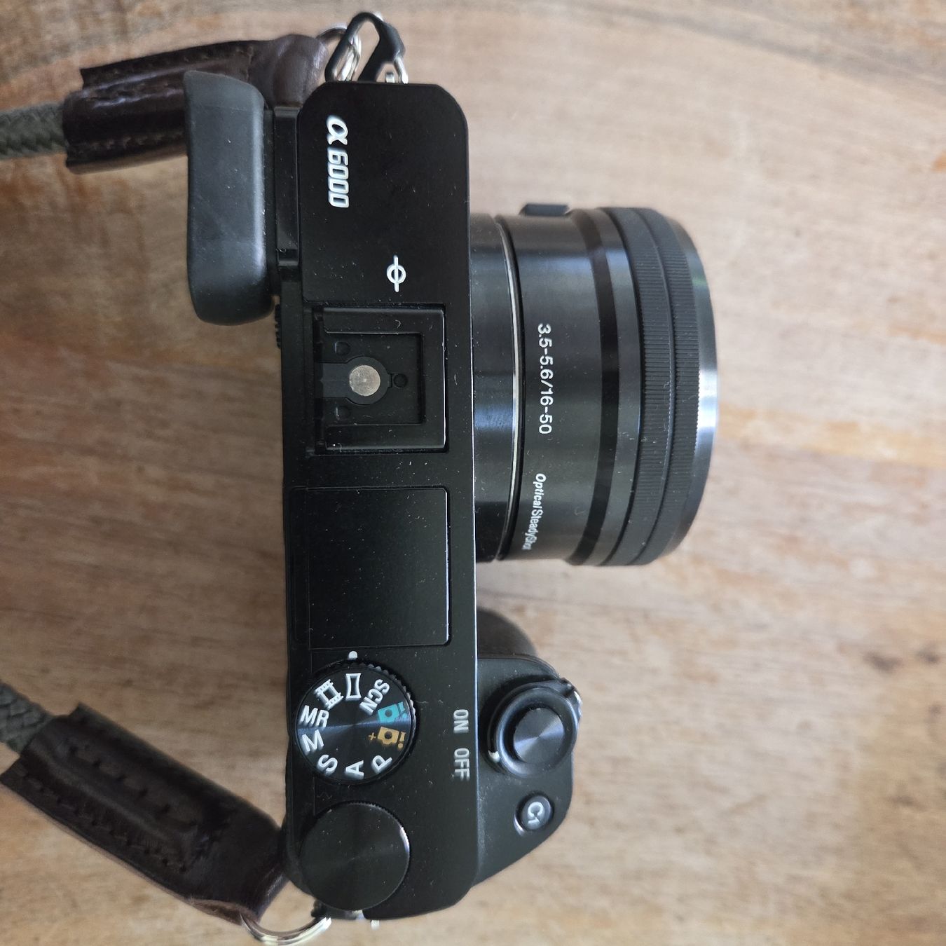 Sony Fotocamera: Sony a 6000 – Usato da Meilen venduto da hol_qhk5 2
