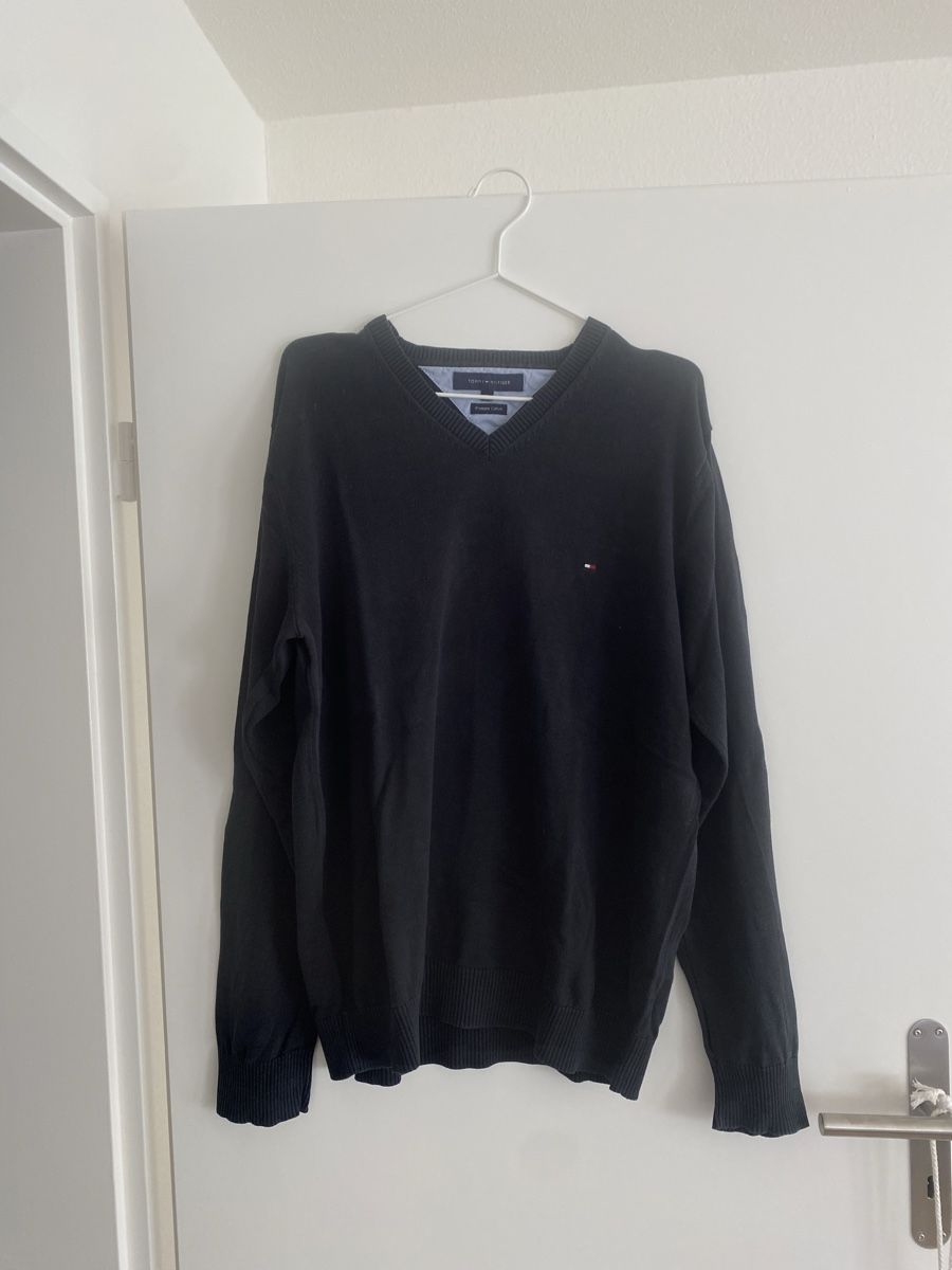 Tommy Hilfiger Maglioni & Felpe: Tommy Hilfiger Pullover V-Neck – Usato da Au ZH venduto da flo_b2cl