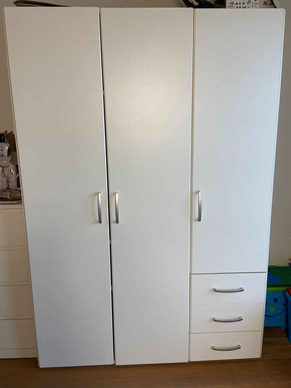 Armadi: Kleiderschrank – Usato da Jona venduto da bluefeeling