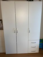 Kleiderschrank