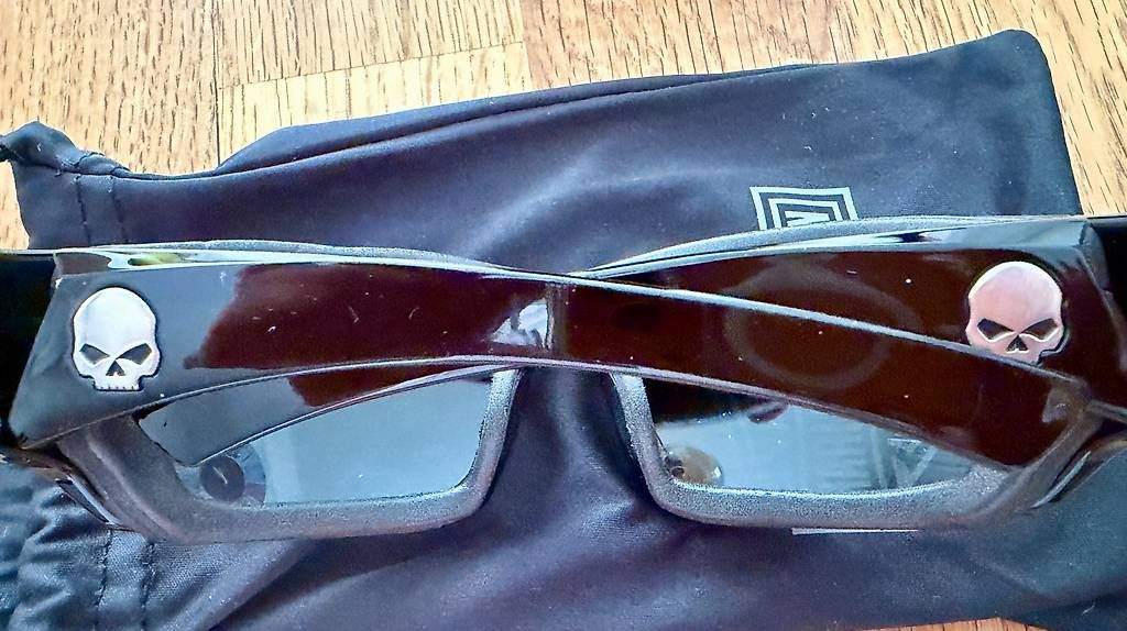 Brillen & Gläser: HARLEY DAVIDSON Sonnenbrille SKULL – Gebraucht aus Winkel von R-Shirt